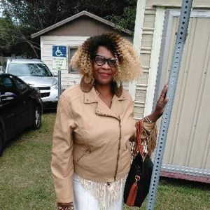 Meet your Posher, Cathy